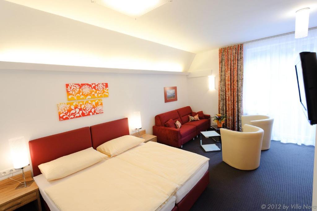 Villa Nova - Hotel Garni Вайдхофен ан дер Ибс Стая снимка